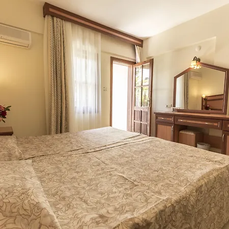 Otel Katranci Park 3*