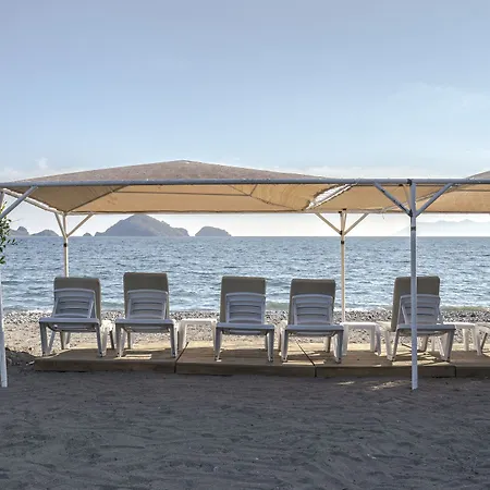 Katranci Park מלון 3*