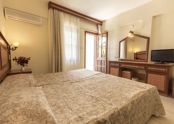 Otel Katranci Park 3*